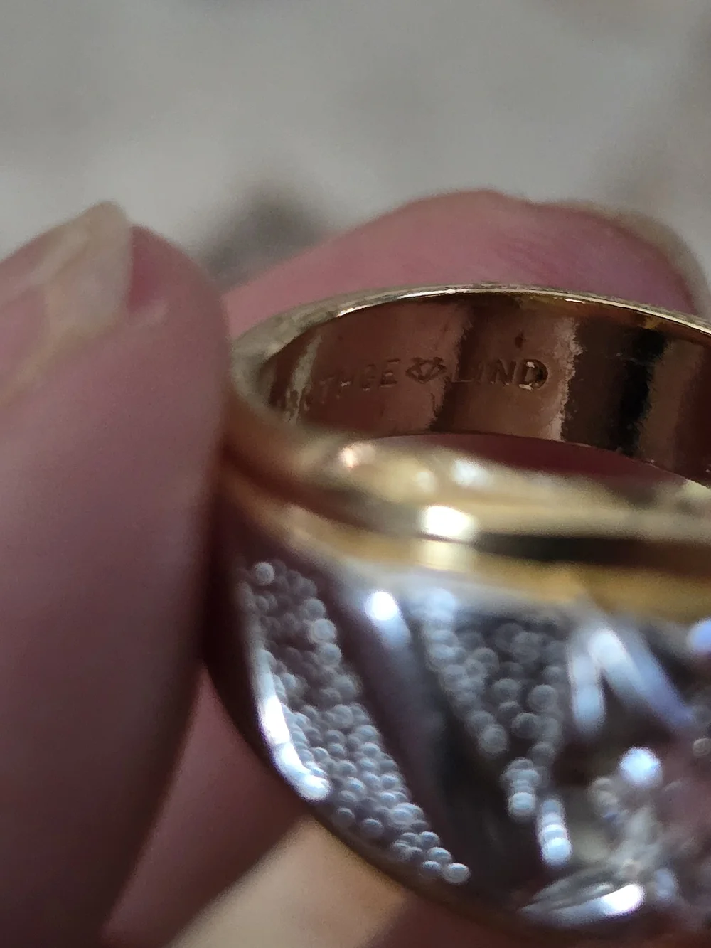 N/A gold tone